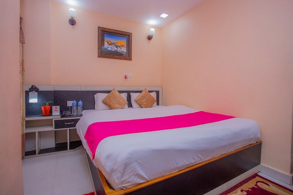 Single Room (A/C)